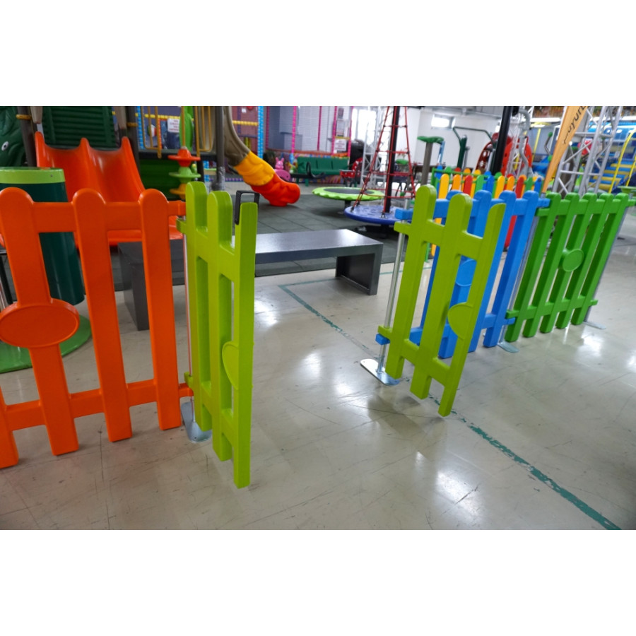 CANCELLETTO APRI-CHIUDI PER STACCIONATADIM: cm 111 x 5 x 102 (h)