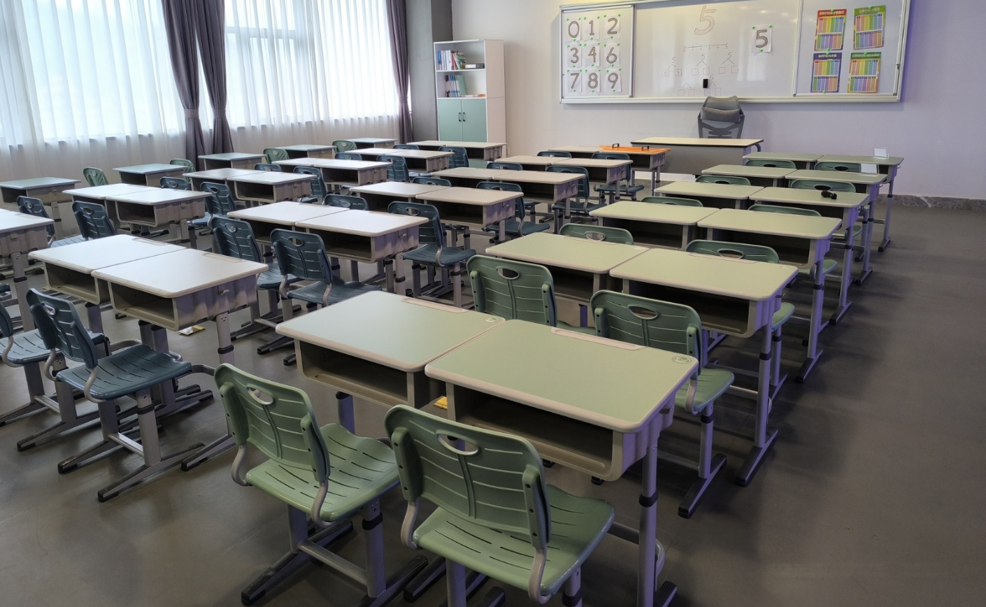 Arredi scolastici Napoli e provincia: come scegliere soluzioni funzionali e a norma